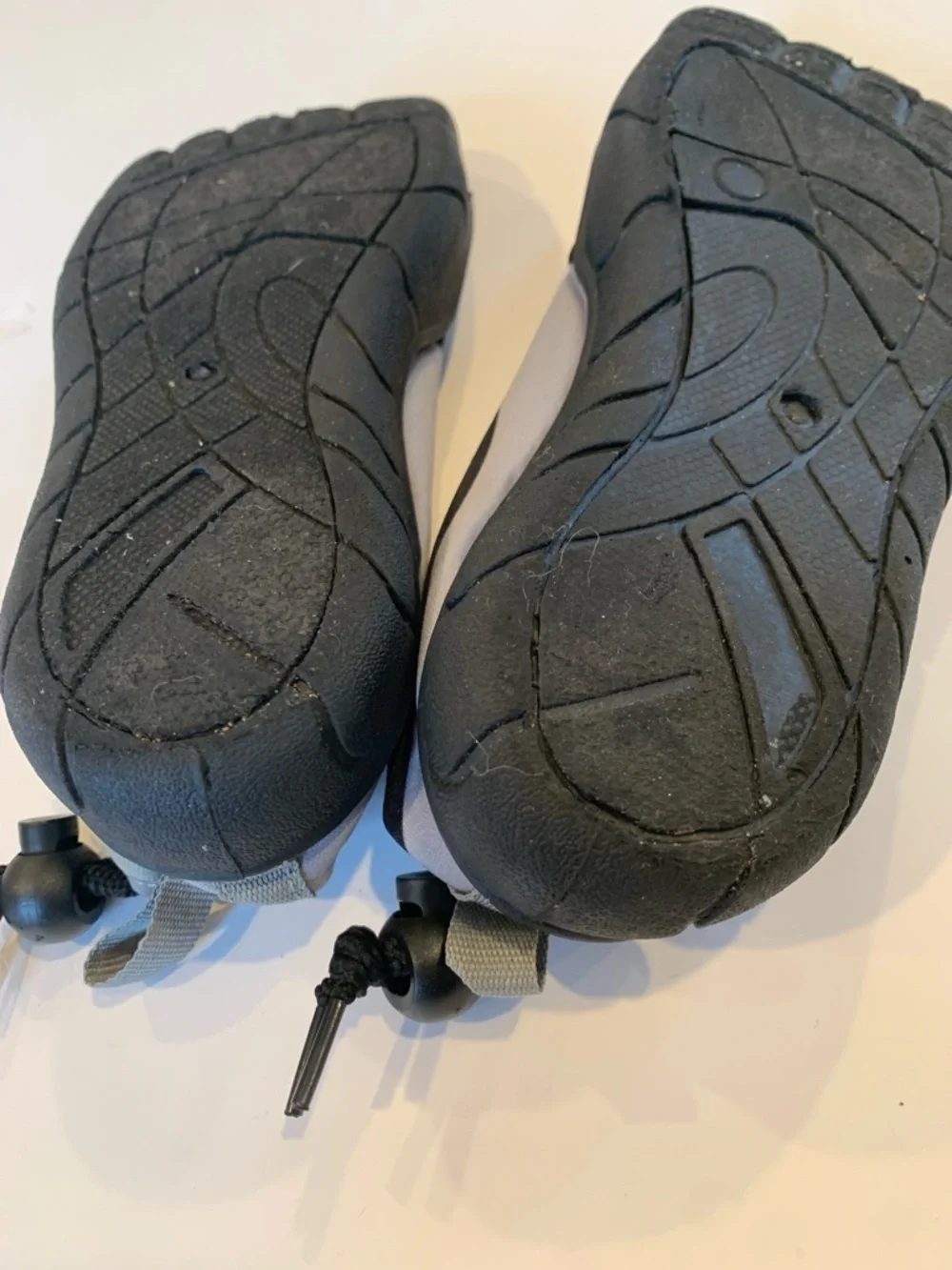 RBX Boys Youth Size 12/12 Gray and Black Five-Finger Toe Water Shoes